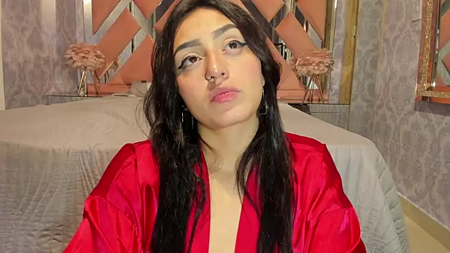 Snapshot of Lesly_sexy4u chatting on 05.16.26 Lesly sexy4u online show from 05.16.26