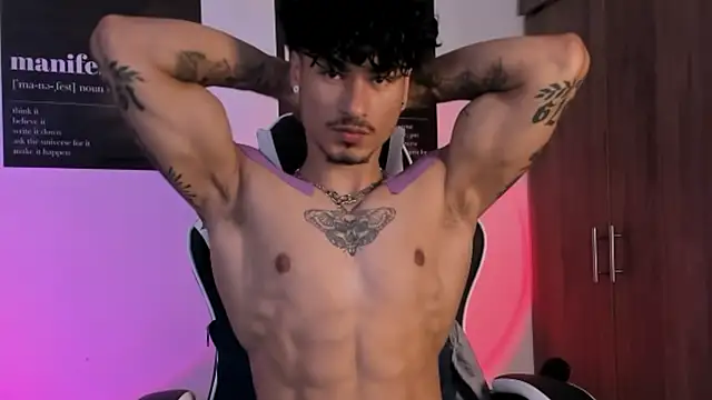 Snapshot of Thomas_Fit1 chatting on 02.19.26 Thomas Fit1 online show from 02.19.26