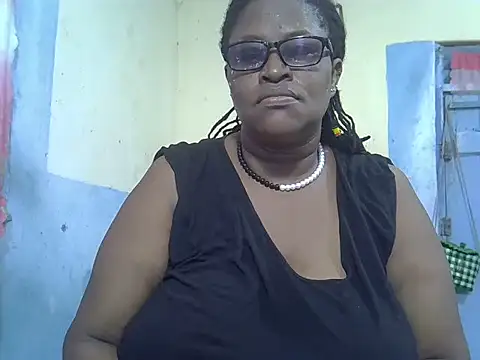 sexy bigboobss online show from 10.28.25