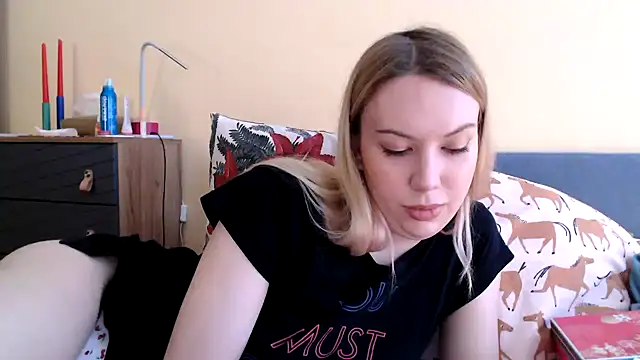 Scarlettford online show from 12.20.24