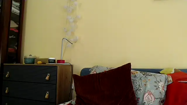 Scarlettford online show from 01.03.25