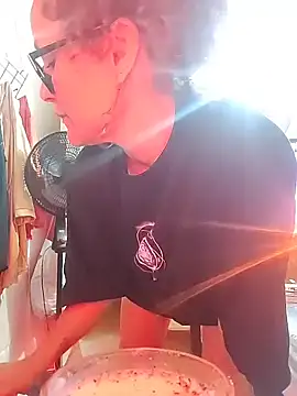 Snapshot of SelenaHouston chatting on 02.17.26 SelenaHouston online show from 02.17.26