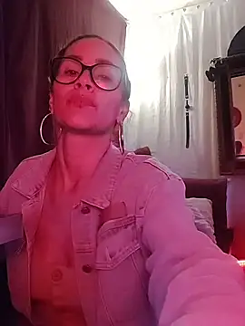 Snapshot of SelenaHouston chatting on 02.25.26 SelenaHouston online show from 02.25.26