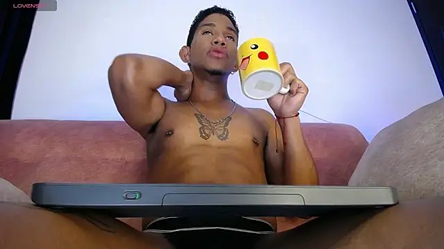 Snapshot of Palo_santo chatting on 04.20.26 Palo santo online show from 04.20.26