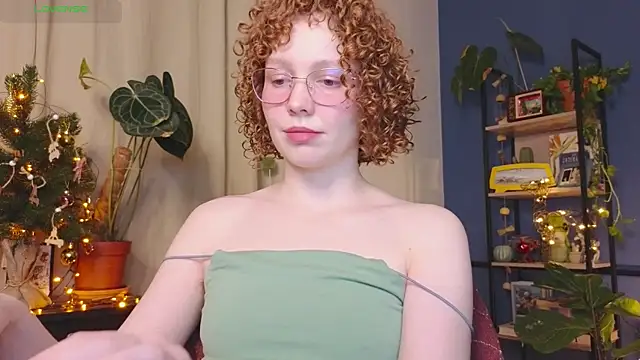 Snapshot of _lightmyfire chatting on 12.22.24  lightmyfire online show from 12.22.24