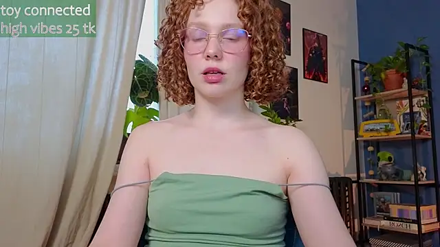 Snapshot of _lightmyfire chatting on 02.06.25  lightmyfire online show from 02.06.25