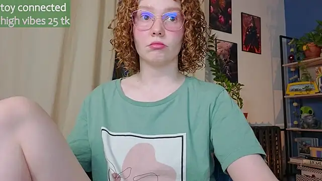 Snapshot of _lightmyfire chatting on 02.19.25  lightmyfire online show from 02.19.25