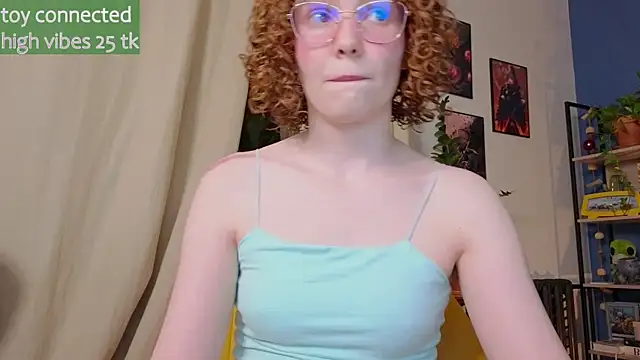 Snapshot of _lightmyfire chatting on 03.08.25  lightmyfire online show from 03.08.25