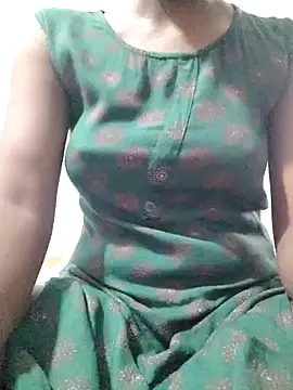 rituporna2004 online show from 12.12.24