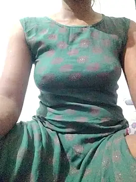 rituporna2004 online show from 11.13.25