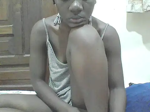 Snapshot of Ebony_Sweetcandy chatting on 03.10.26 Ebony Sweetcandy online show from 03.10.26