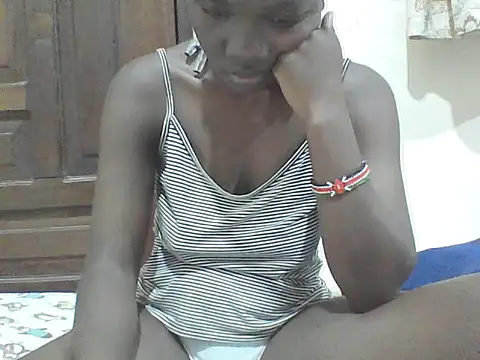 Snapshot of Ebony_Sweetcandy chatting on 03.25.26 Ebony Sweetcandy online show from 03.25.26