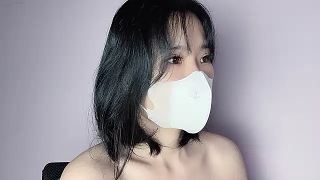 Baenee online show from 11.06.25