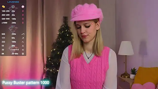 Snapshot of KimberliDean chatting on 12.15.24 KimberliDean online show from 12.15.24