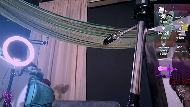 Snapshot of waterfalls_girl chatting on 11.07.25 waterfalls girl online show from 11.07.25