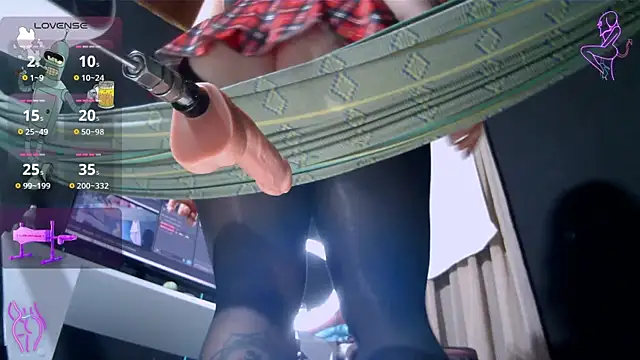 Snapshot of waterfalls_girl chatting on 11.21.25 waterfalls girl online show from 11.21.25