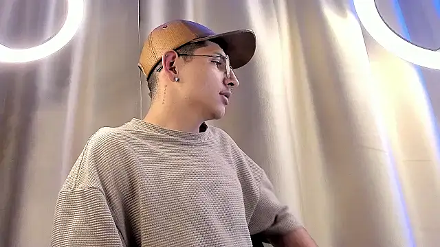 a lejandro 0 8 online show from 02.06.25