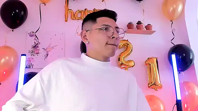 a lejandro 0 8 online show from 02.18.25