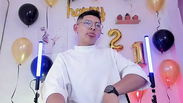 a lejandro 0 8 online show from 02.19.25