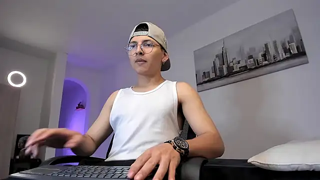 a lejandro 0 8 online show from 03.10.25