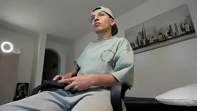 a lejandro 0 8 online show from 03.11.25