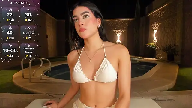 Snapshot of Antonellaparis_ chatting on 03.17.25 Antonellaparis  online show from 03.17.25