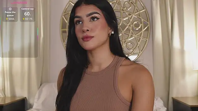 Snapshot of Antonellaparis_ chatting on 10.06.25 Antonellaparis  online show from 10.06.25