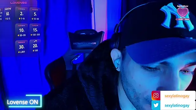 sexyboycolombi4 online show from 12.14.25