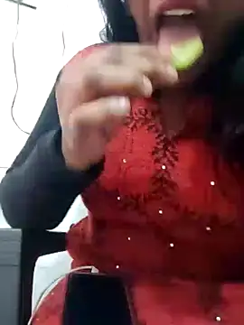 Snapshot of IslamicPimento chatting on 12.21.24 IslamicPimento online show from 12.21.24