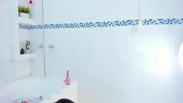 EmmilyCollson online show from 01.31.25