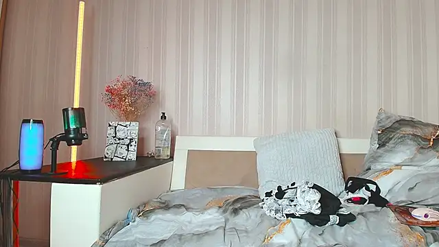 Meowroslava online show from 10.16.25