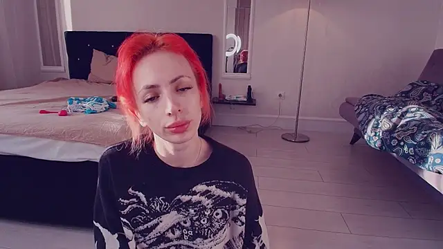 Snapshot of Meowroslava chatting on 05.01.26 Meowroslava online show from 05.01.26