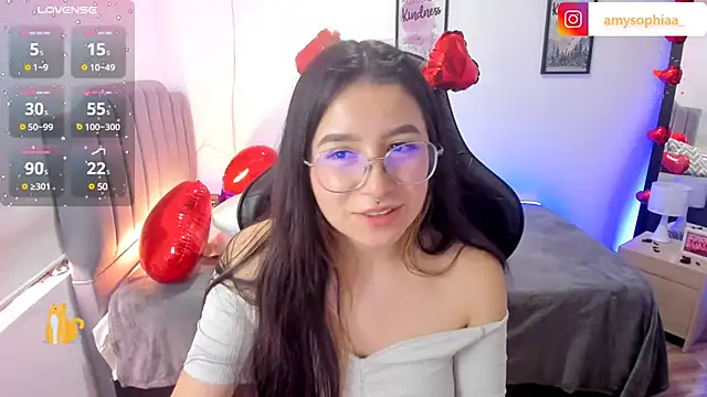 Amy joones online show from 02.12.25