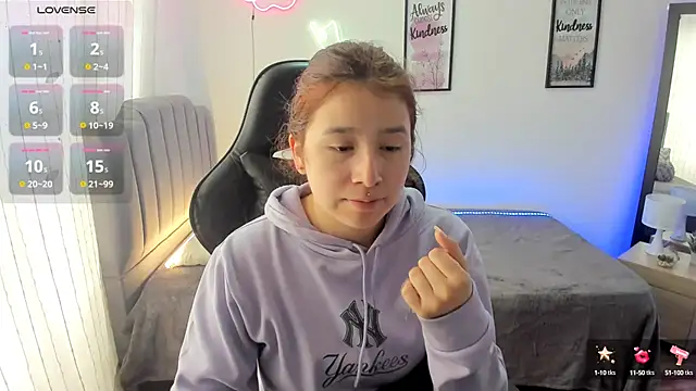 Amy joones online show from 03.05.25