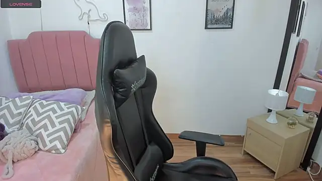 Amy joones online show from 11.20.25