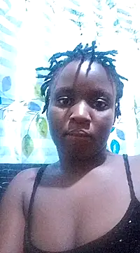 Snapshot of sweetcandy_22y chatting on 12.12.24 sweetcandy 22y online show from 12.12.24