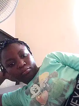 Snapshot of sweetcandy_22y chatting on 01.03.25 sweetcandy 22y online show from 01.03.25