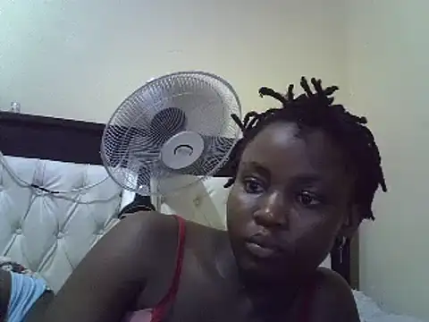 Snapshot of sweetcandy_22y chatting on 01.11.25 sweetcandy 22y online show from 01.11.25