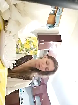 Snapshot of CatFerae chatting on 01.29.25 CatFerae online show from 01.29.25