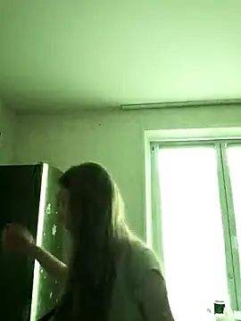 Snapshot of CatFerae chatting on 02.03.25 CatFerae online show from 02.03.25