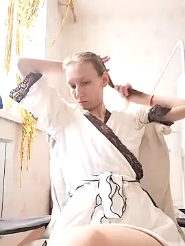 Snapshot of CatFerae chatting on 02.06.25 CatFerae online show from 02.06.25