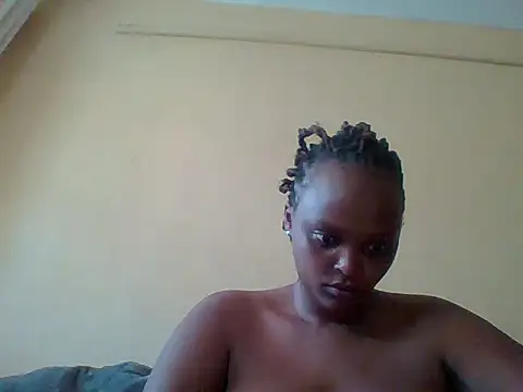 Snapshot of Sexxy-Shie chatting on 01.08.25 Sexxy-Shie online show from 01.08.25