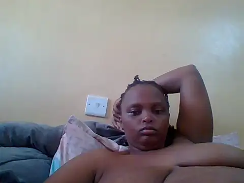 Snapshot of Sexxy-Shie chatting on 01.16.25 Sexxy-Shie online show from 01.16.25