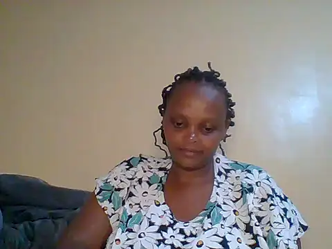 Snapshot of Sexxy-Shie chatting on 02.07.25 Sexxy-Shie online show from 02.07.25