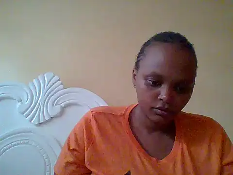 Snapshot of Sexxy-Shie chatting on 09.13.25 Sexxy-Shie online show from 09.13.25