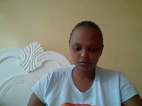 Snapshot of Sexxy-Shie chatting on 09.16.25 Sexxy-Shie online show from 09.16.25