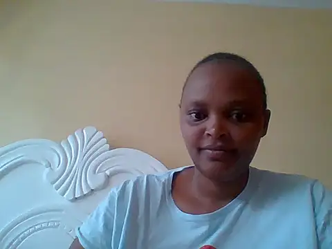 Snapshot of Sexxy-Shie chatting on 09.24.25 Sexxy-Shie online show from 09.24.25