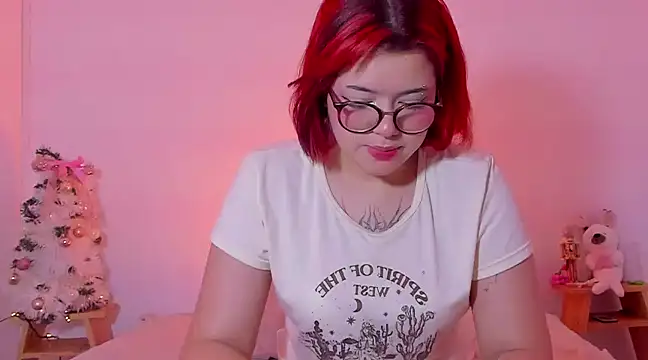 Snapshot of Gaby_Danna chatting on 12.20.24 Gaby Danna online show from 12.20.24