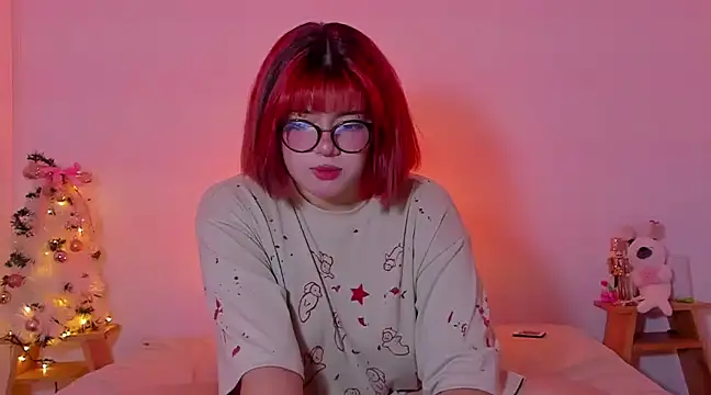 Snapshot of Gaby_Danna chatting on 12.24.24 Gaby Danna online show from 12.24.24
