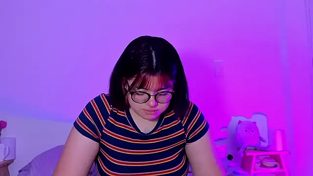 Snapshot of Gaby_Danna chatting on 01.31.25 Gaby Danna online show from 01.31.25